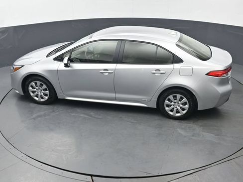 Used 2026 Toyota Corolla LE AWD/4WD image 36