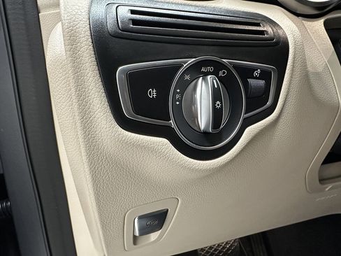 Certified 2022 Mercedes-Benz GLC 300 image 34