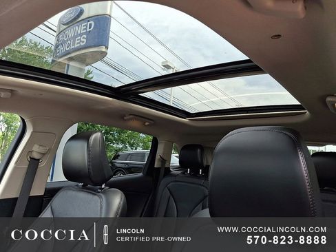 Certified 2022 Lincoln Nautilus Reserve AWD/4WD image 14