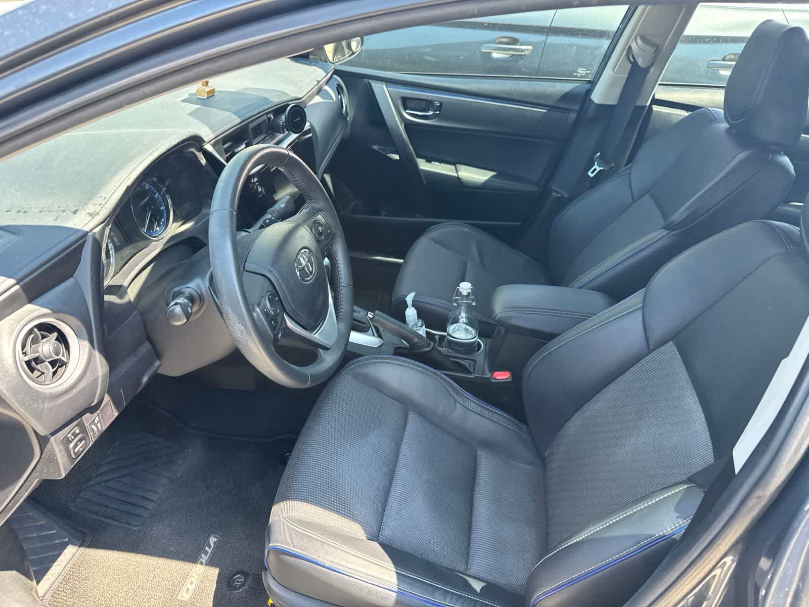 Used 2018 Toyota Corolla SE FWD image 5