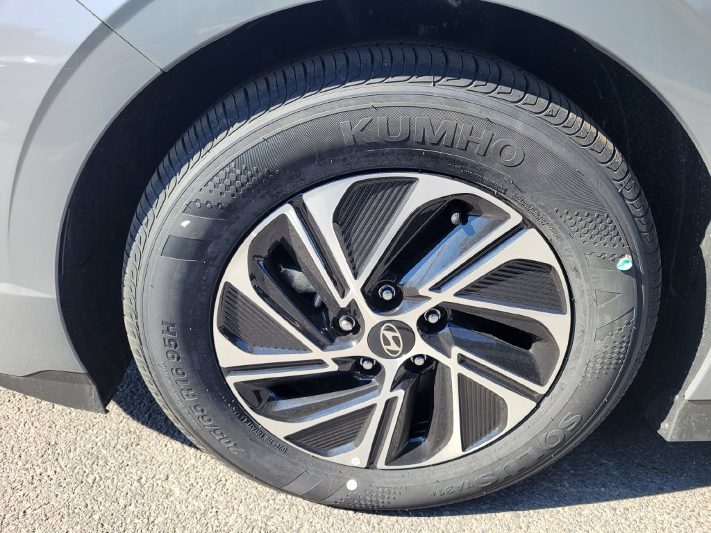 New 2026 Hyundai Sonata Blue FWD image 12