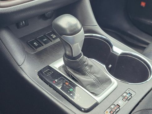 Used 2016 Toyota Highlander Limited image 29