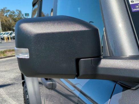 New 2025 Ford Bronco Badlands image 12