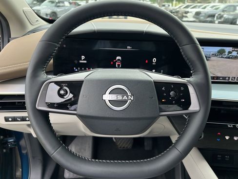 Certified 2025 Nissan Murano Platinum w/ Cargo Package image 10