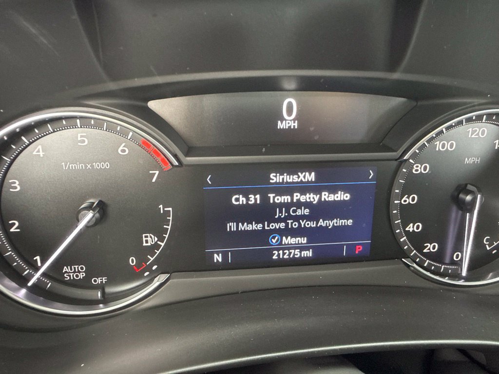 Used 2023 Cadillac XT4 Premium Luxury w/ Cold Weather Package FWD image 18