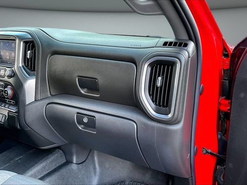 Used 2021 Chevrolet Silverado 1500 LT AWD/4WD image 27