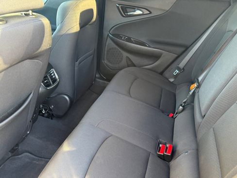 Used 2016 Chevrolet Malibu LT image 23