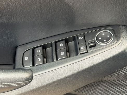 Used 2023 Kia Seltos EX AWD/4WD image 13