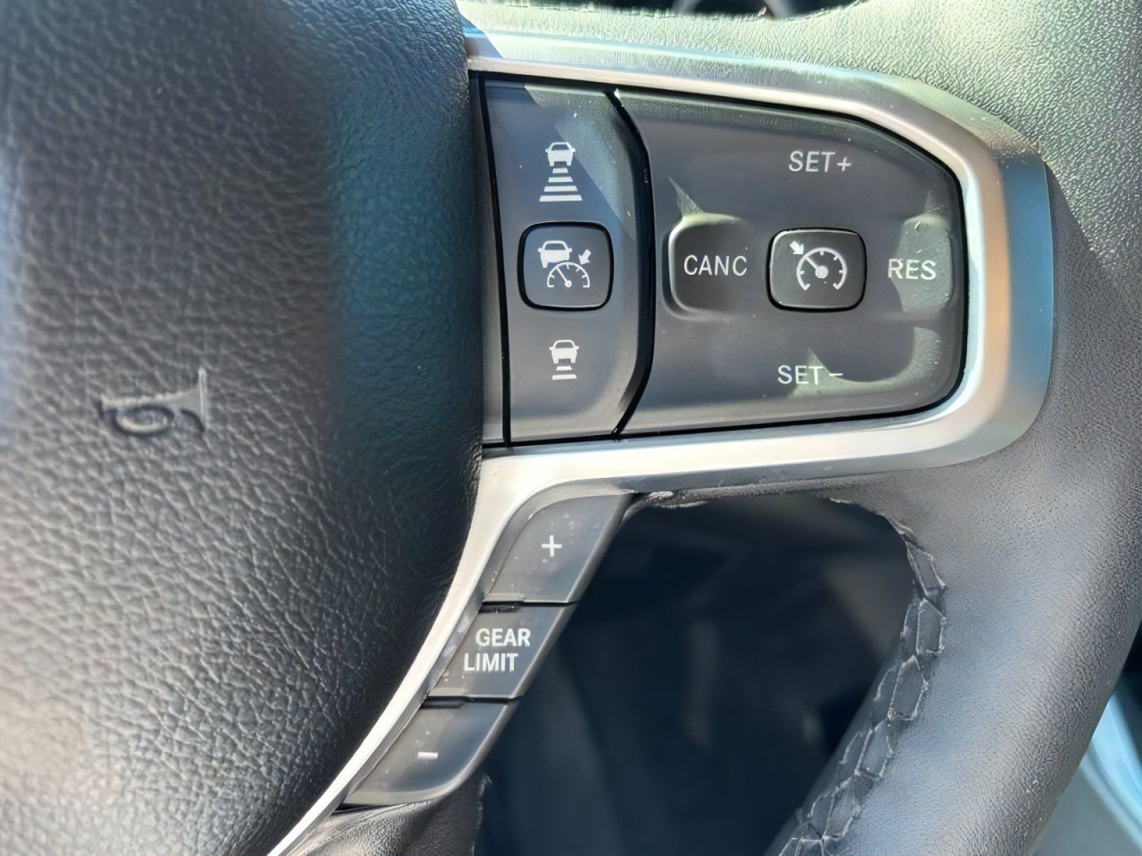 Used 2025 RAM 1500 Big Horn AWD/4WD image 21