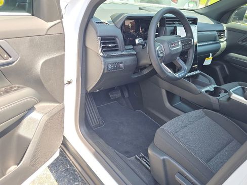 New 2026 GMC Terrain Elevation w/ Technology Package II image 4