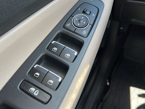 Used 2023 Hyundai Santa Fe SEL FWD image 20