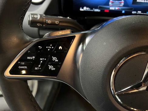 Certified 2025 Mercedes-Benz GLA 250 4MATIC image 24