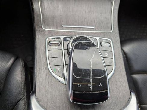 Used 2019 Mercedes-Benz C 300 4MATIC Sedan image 20