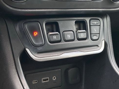 Used 2021 GMC Terrain SLE w/ Driver Convenience Package image 24