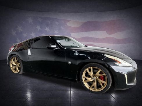Used 2017 Nissan 370Z w/ Sport Package image 5