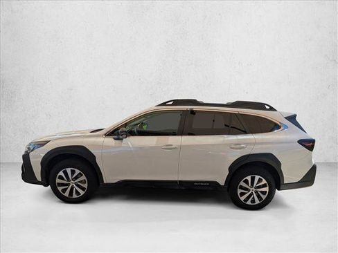 Used 2024 Subaru Outback Premium AWD/4WD image 7