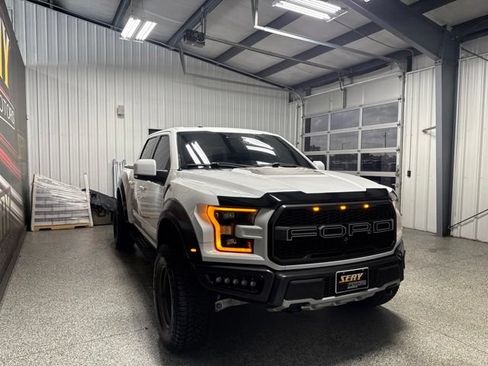 Used 2018 Ford F150 Raptor w/ Equipment Group 802A Luxury AWD/4WD image 30