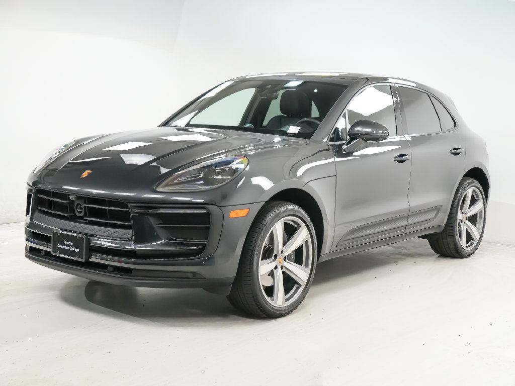 Certified 2026 Porsche Macan AWD/4WD image 1