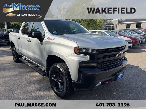 Used 2021 Chevrolet Silverado 1500 LT Trail Boss w/ Convenience Package II AWD/4WD image 3