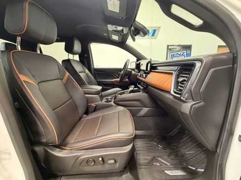 Used 2023 GMC Canyon AT4 w/ AT4 Premium Package AWD/4WD image 21