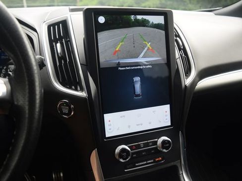 Used 2023 Ford Edge ST w/ Cargo Accessory Package AWD/4WD image 10
