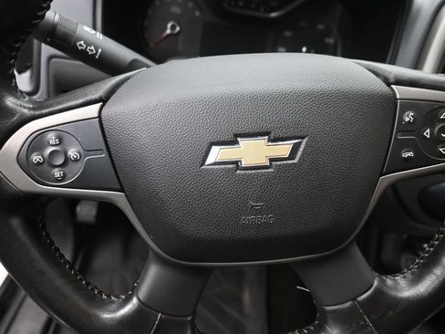 Used 2017 Chevrolet Colorado Z71 AWD/4WD image 17