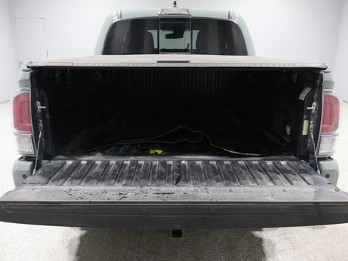 Certified 2023 Toyota Tacoma TRD Sport w/ Technology Package image 5