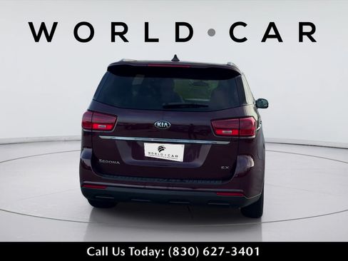 Used 2019 Kia Sedona EX FWD image 7