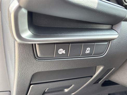 New 2026 MAZDA MAZDA3 s FWD image 19