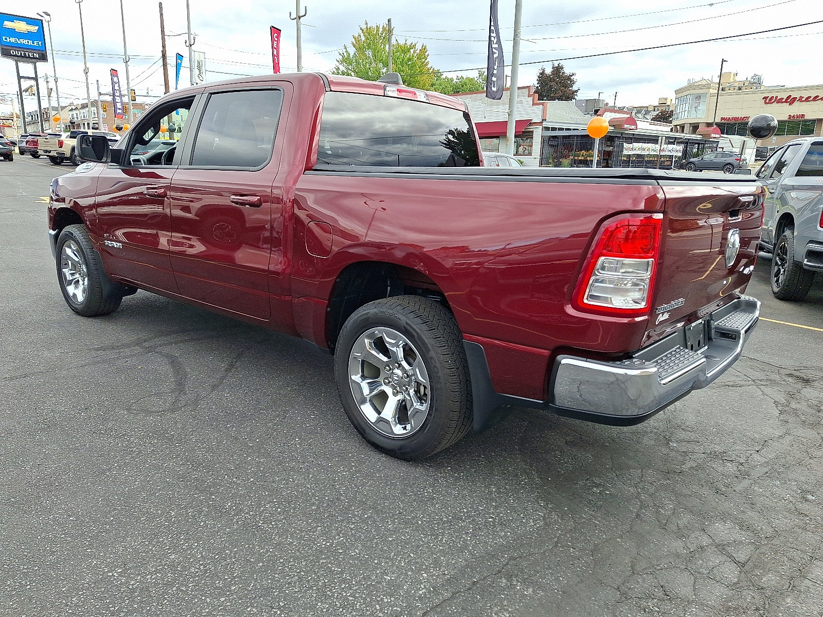 Used 2022 RAM 1500 Big Horn AWD/4WD image 2