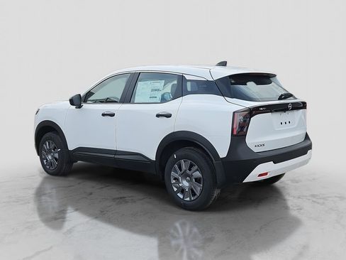 New 2026 Nissan Kicks S image 5