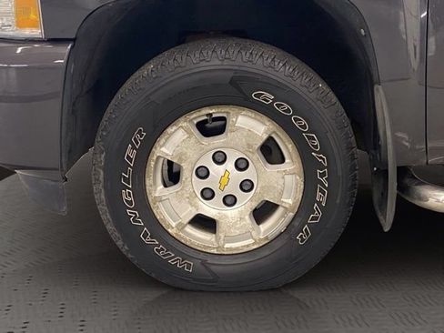 Used 2011 Chevrolet Silverado 1500 LT w/ All-Star Edition AWD/4WD image 14