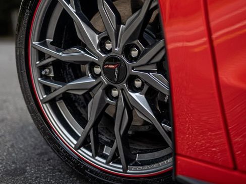 Used 2024 Chevrolet Corvette Stingray Premium Conv w/ Stealth Interior Trim Package RWD image 34