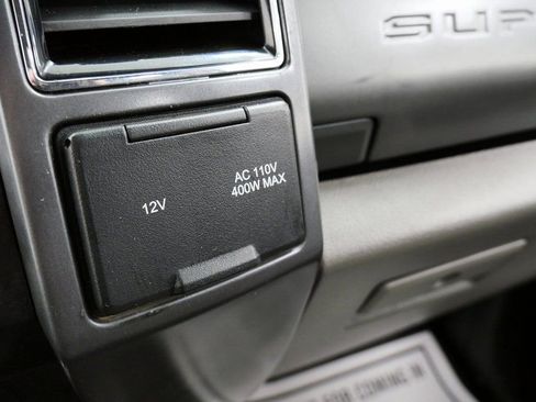 Used 2020 Ford F250 XLT w/ XLT Value Package image 33