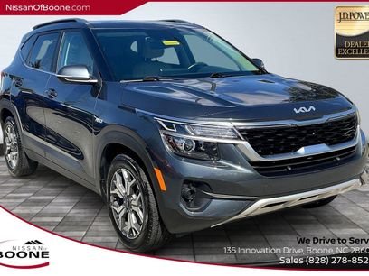 Used 2023 Kia Seltos EX
