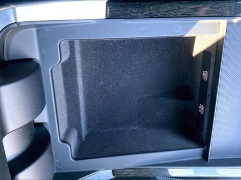 Used 2025 Audi Q7 3.0T Premium Plus image 38