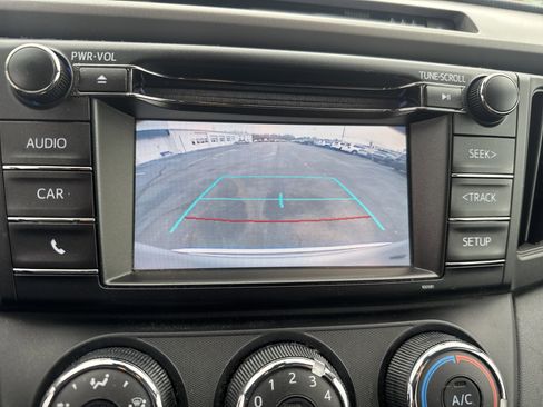 Used 2017 Toyota RAV4 LE image 26