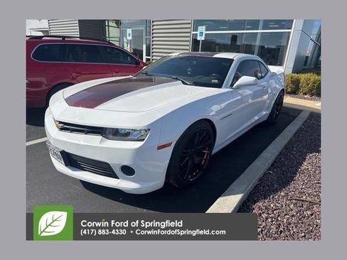 Used 2015 Chevrolet Camaro LT image 1
