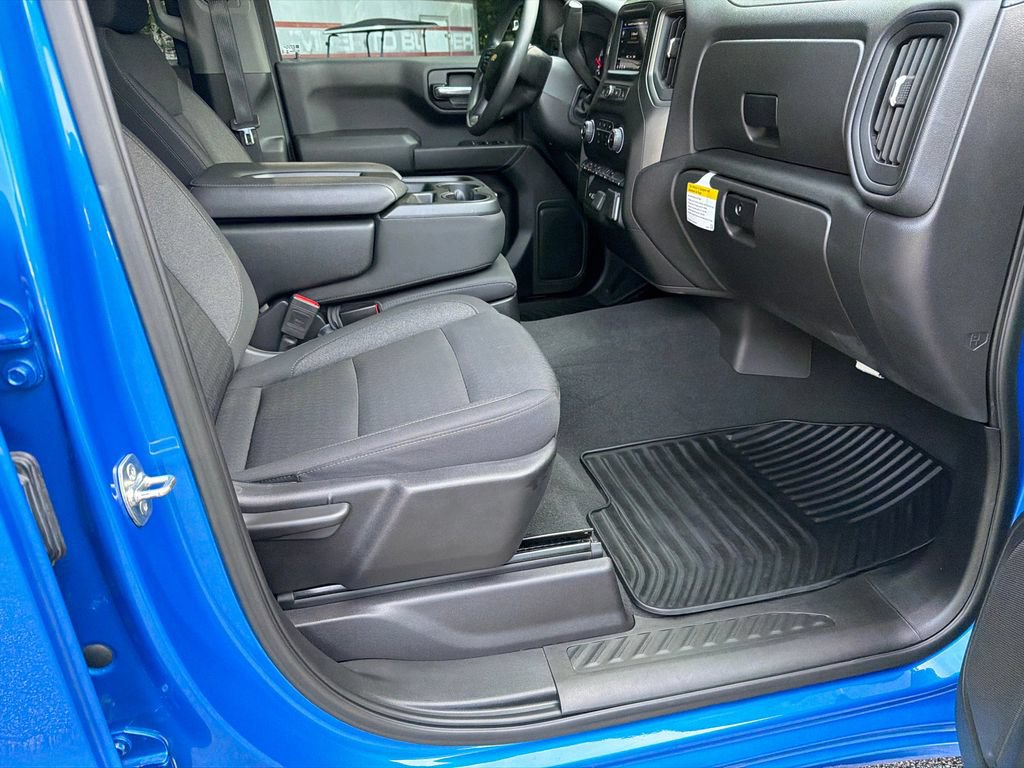 Used 2025 Chevrolet Silverado 1500 Custom RWD image 13