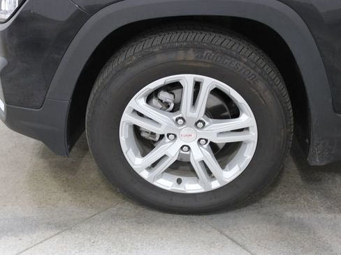 Used 2024 GMC Terrain SLE image 50