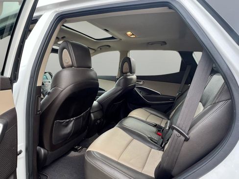 Used 2017 Hyundai Santa Fe Sport AWD/4WD image 12