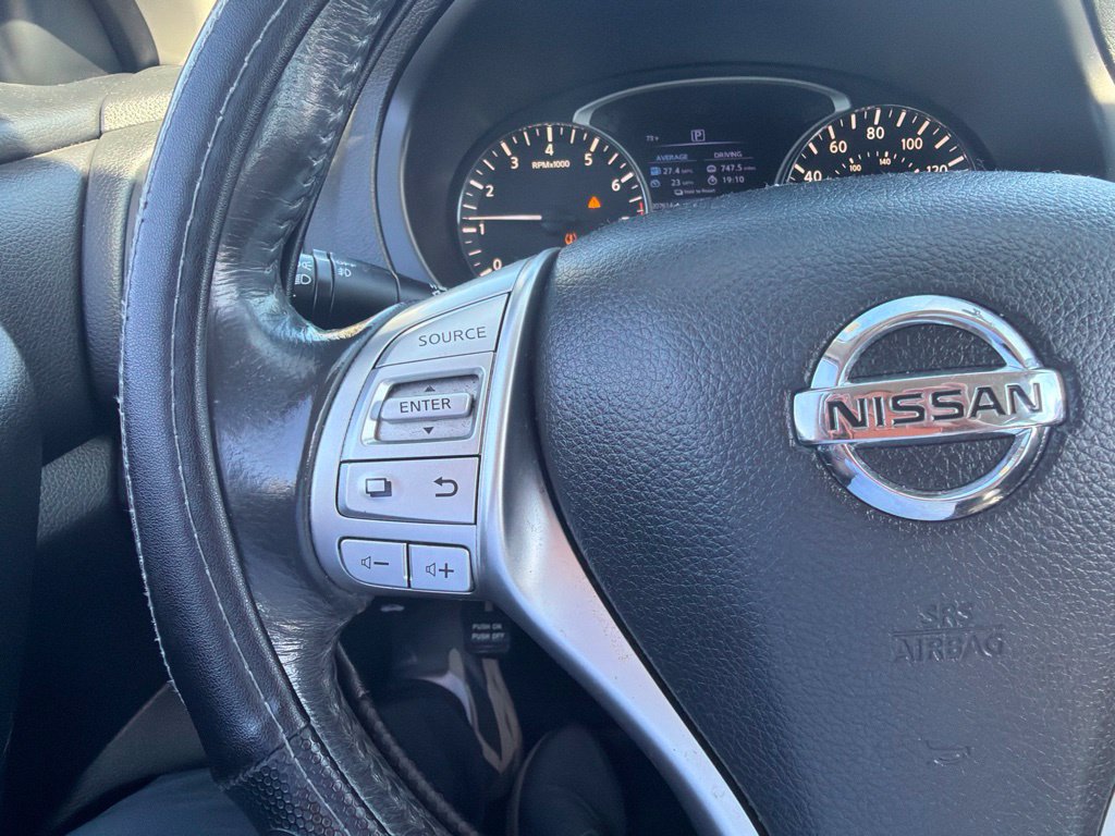 Used 2017 Nissan Altima 2.5 SV FWD image 6