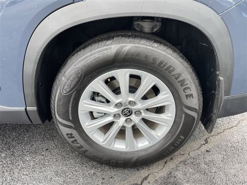 Used 2025 Toyota Grand Highlander AWD image 8