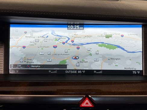 Used 2019 Genesis G90 3.3T Premium image 25