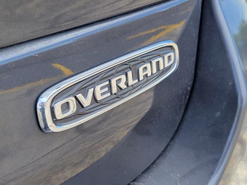 Used 2023 Jeep Grand Cherokee Overland w/ Advanced Protech Group III AWD/4WD image 27