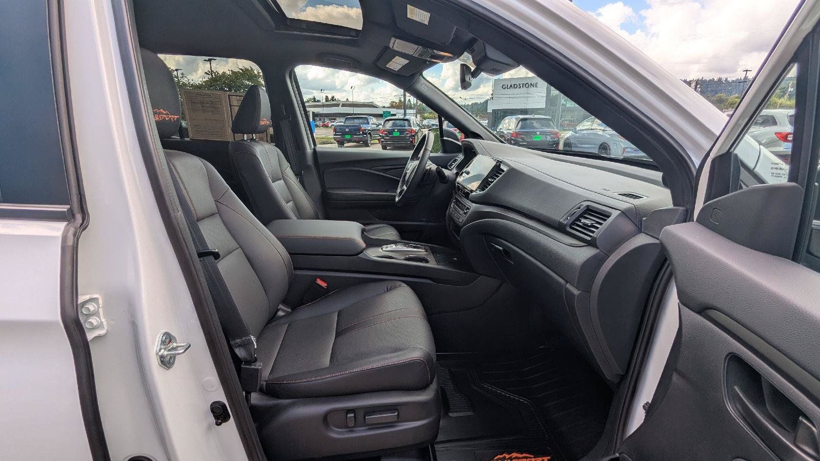 Used 2024 Honda Ridgeline TrailSport image 15