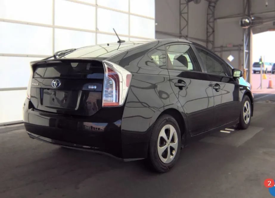 Used 2012 Toyota Prius Three FWD image 2