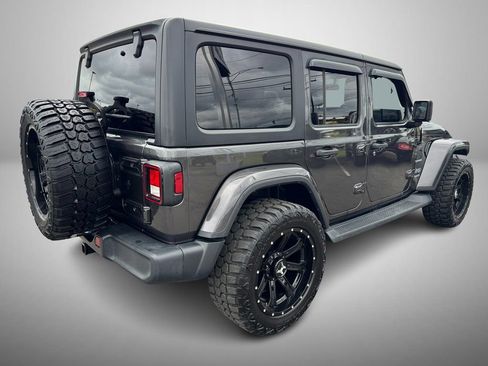 Used 2020 Jeep Wrangler Unlimited Sahara image 3