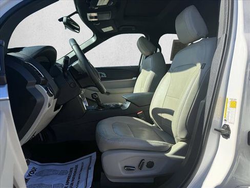 Used 2018 Ford Explorer Limited image 10