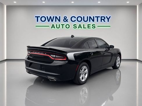 Used 2023 Dodge Charger SXT RWD image 6